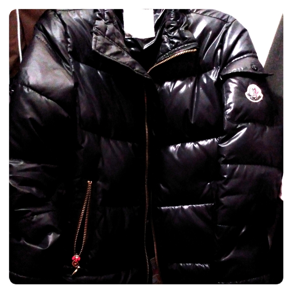Authentic Women's Xs black Moncler jacket